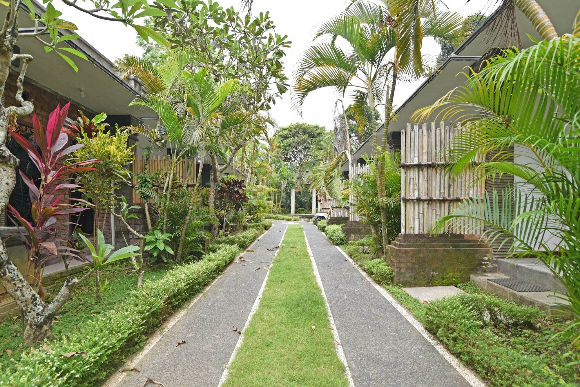 Reddoorz @ Sayan Ubud Экстерьер фото